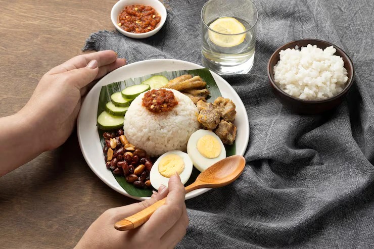 Traditional Nasi Campur and authentic Balinese Babi Guling curated by the Bali Restaurant and Cafe Association.