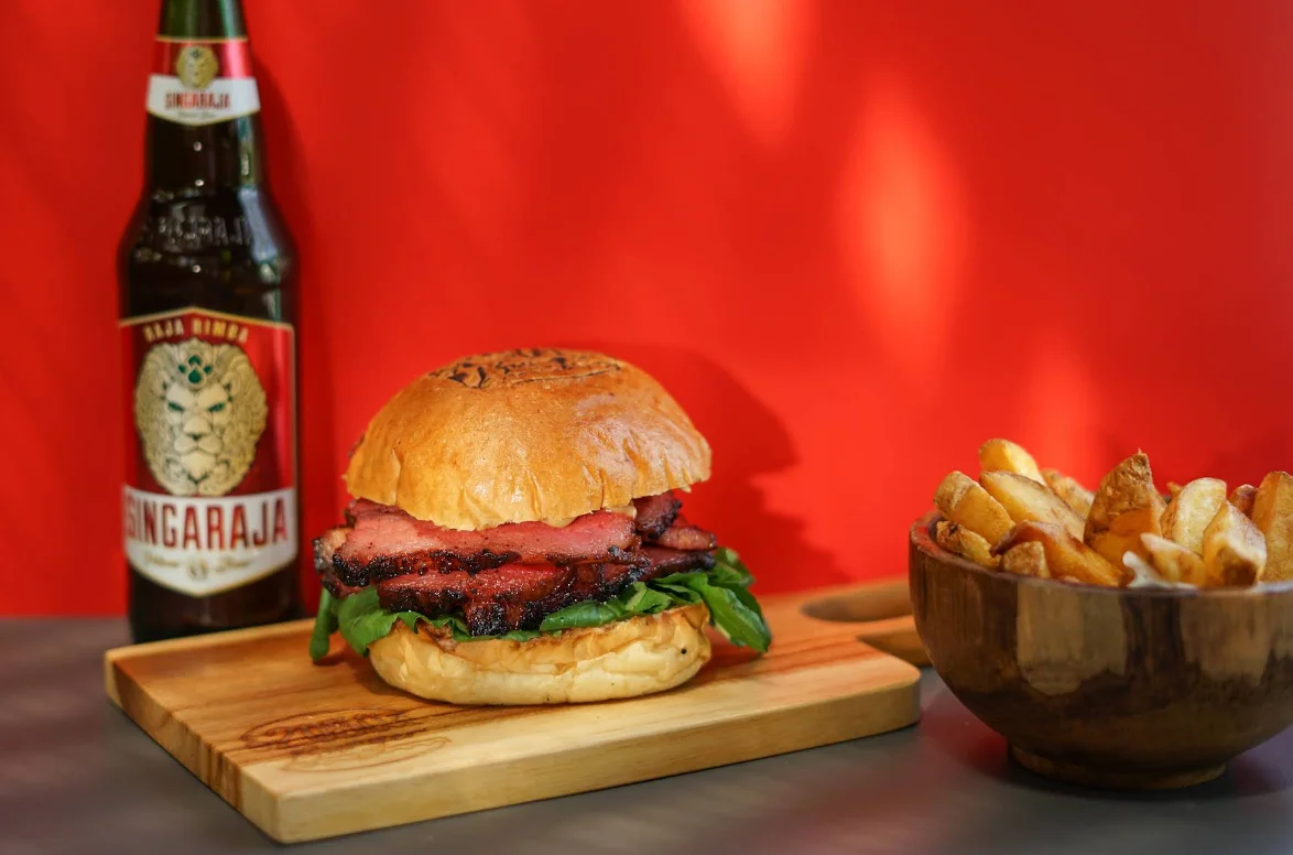 2080 Seminyak - Foods Burger & Chips